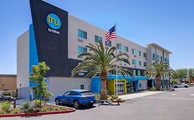 Tru By Hilton Lathrop